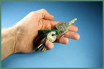 East Bridgewater Locksmith Service East Bridgewater, MA 508-392-4261 - Locksmith-key-service